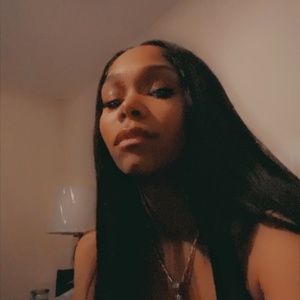 Meet your Posher, Natasha
